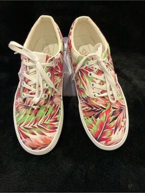 Vans Women's Tropical Print Canvas Platform Sneakers - Size 8